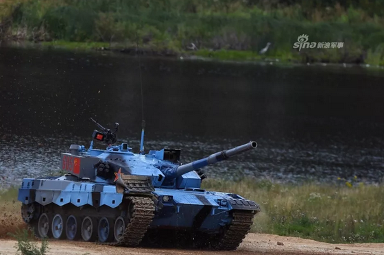 스포츠 토토 베트맨 그룹은 "Tank Banda"의 준결승에서 우승했으며 "Sea Landing"릴레이 레이스는 일시적으로 1 위를 차지했습니다